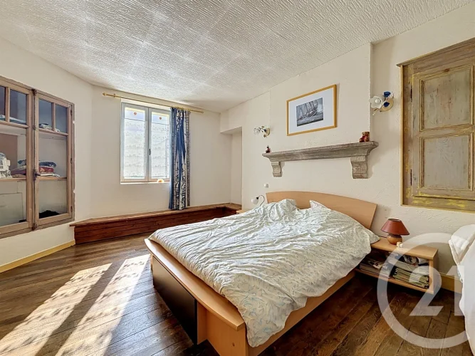 Century 21 Gsm Immo in Lure Presents: this Character-Filled House Full of Charm Located in Quers, of photo 5