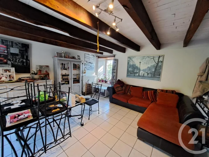 For Sale Exclusively in Saint-Avé, this Character House in Co-Ownership. With a Total Living Area photo 3