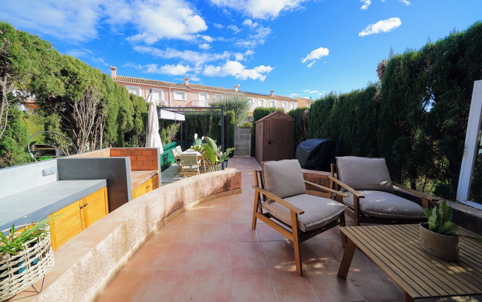 Townhouse for sale in Dénia, Alicante photo 2