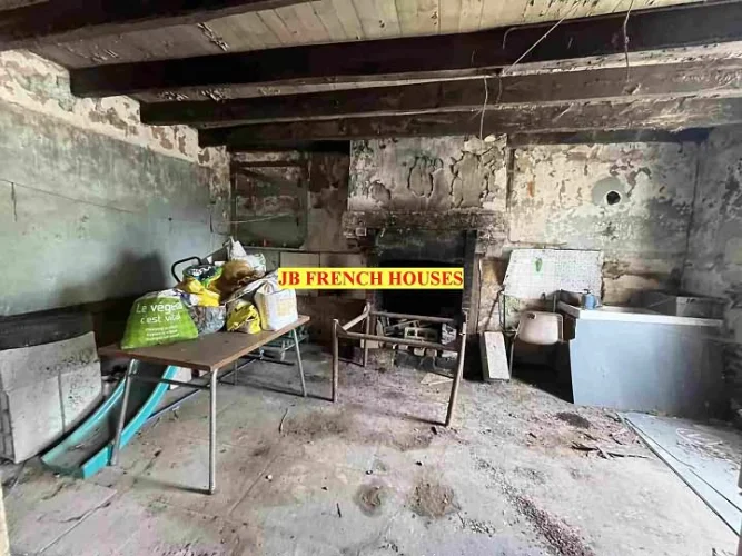 Stone House to Renovate Near Caribet photo 4