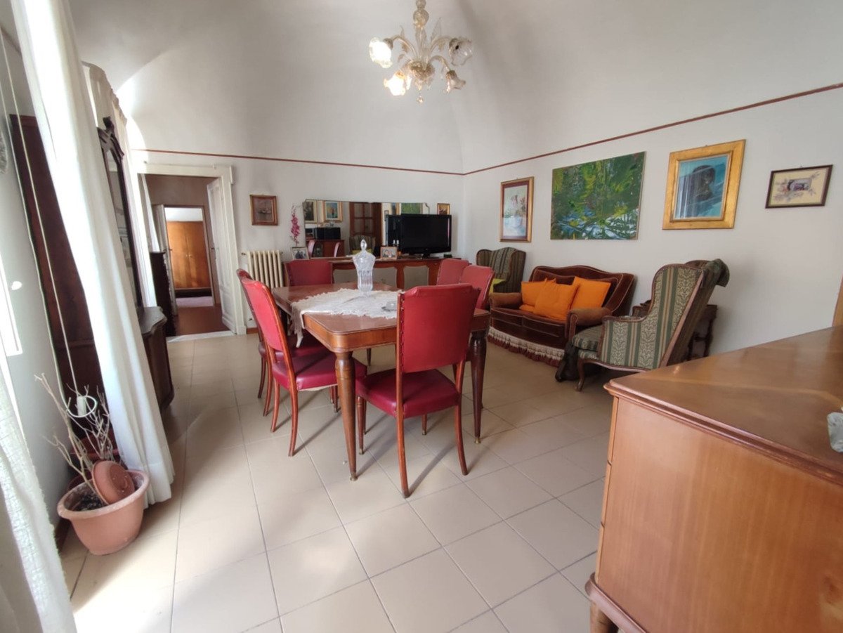 Property in Guardiagrele photo 5
