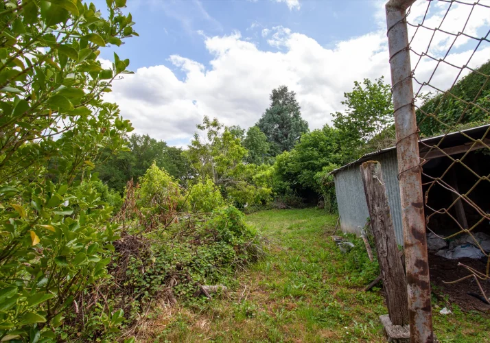 Great Property Opportunity to Renovate Near Chénérailles photo 3