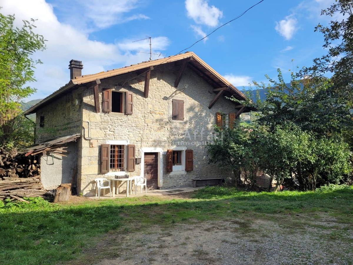 3 bedrooms detached house, 227 m² Carpineti, Reggio Emilia (province) photo 3
