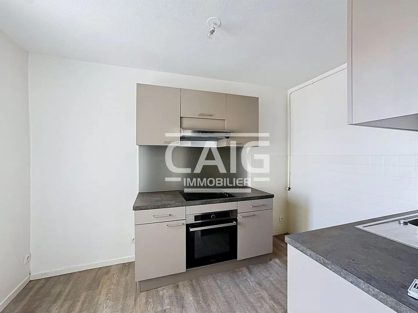 Apartment for sale in Troyes — 1 bedroom, 47 m² photo 3