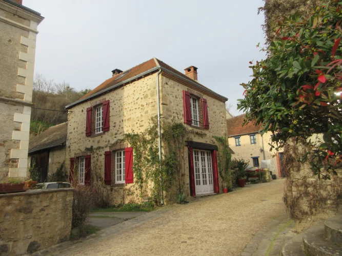 A Real Gem in the Heart of One of the most Beautiful Villages of France!