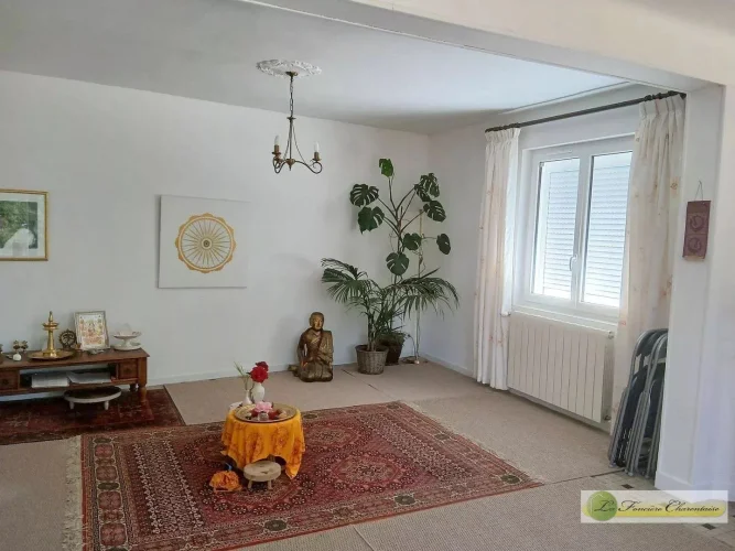 A Small Haven of Peace in Perfect Condition photo 4