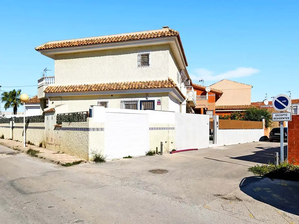 Town house in Los Alcazares, Murcia province photo 4