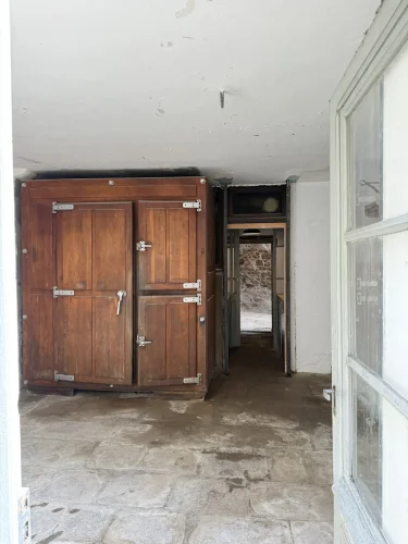 Huge Renovated, Historic and Adaptable Building in the Centre of Chateauponsac photo 5