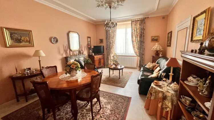 Character Property photo 3