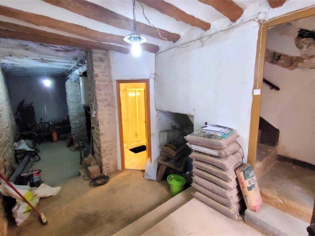 Townhouse for sale in Torre del Compte, Teruel photo 2