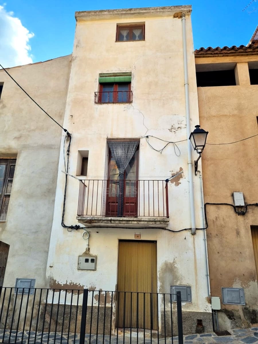 Townhouse for sale in El Pinell de Brai, Tarragona photo 2