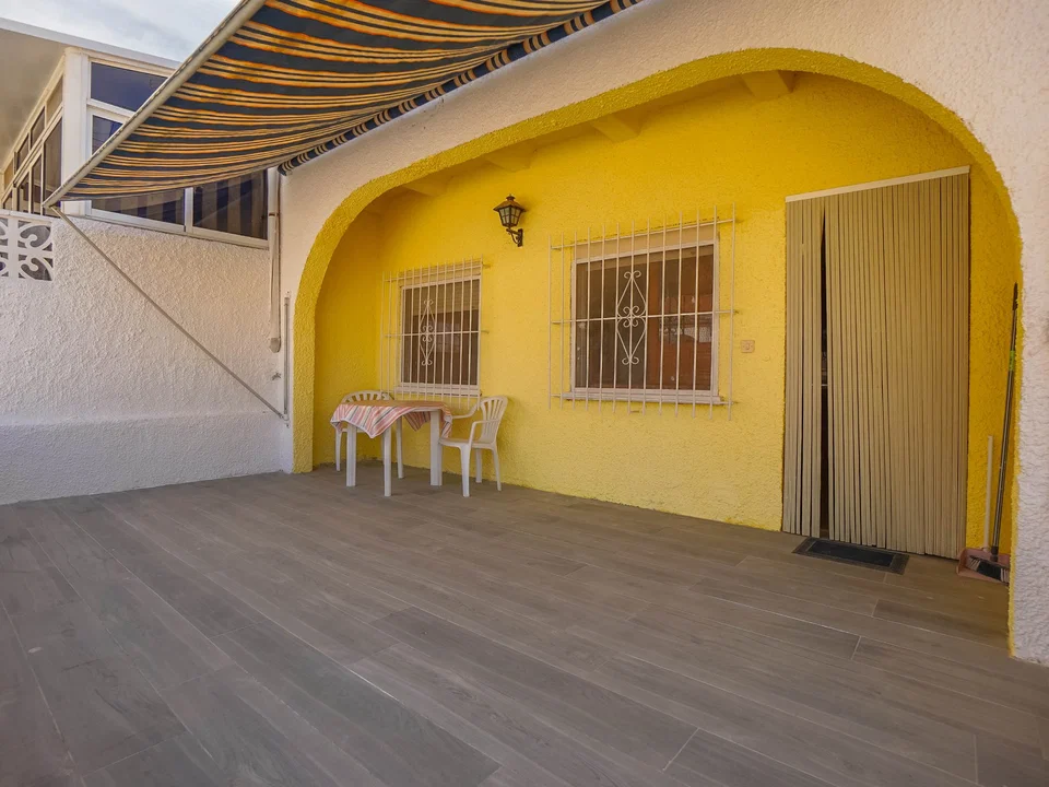Terraced house in La Marina, Alicante province photo 2