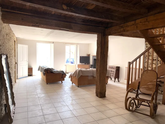 Village Property with 3.4 Hectares, Barn and Pool photo 4