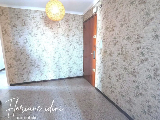T3 Apartment with Balcony - Le Chardon Bleu Residence photo 2