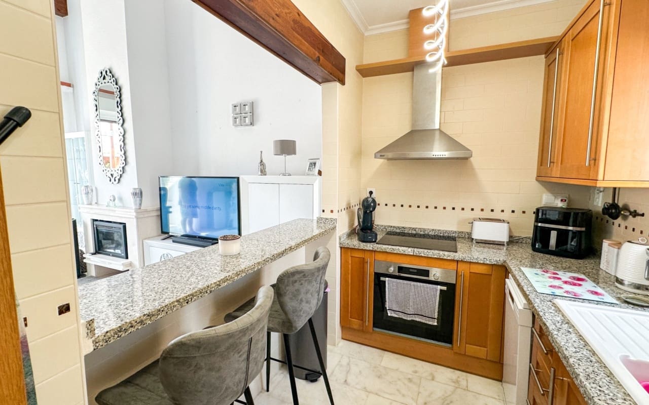 Townhouse for sale in Algorfa, Alicante photo 4