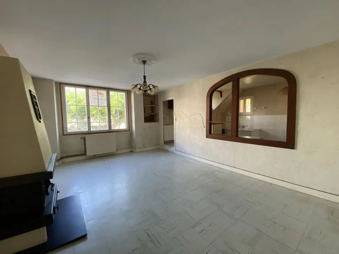 Pretty House in Le Dorat with Garages and a Garden photo 3