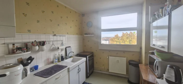 2 Bed Apartment for Sale in Troyes photo 3