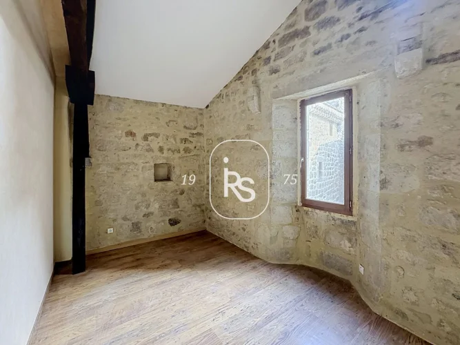 A Village House of 80 m² Dating from the 16th Century in the Medieval Center of Largentière. photo 5