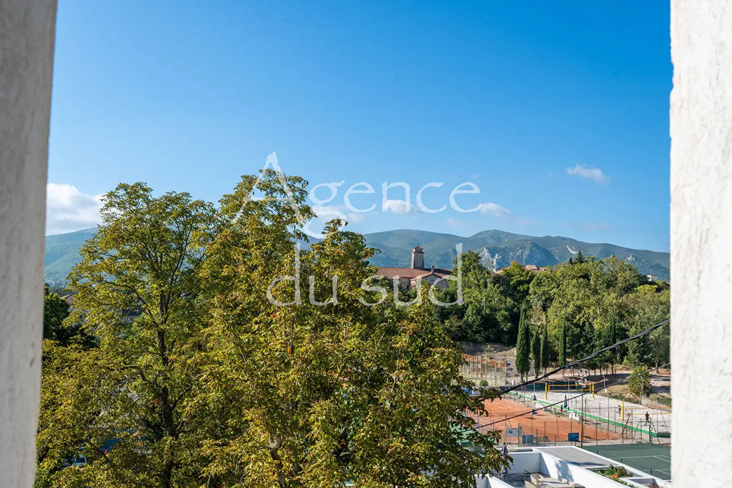 Apartment for sale in Marseille 11ème arrondissement — 2 bedrooms, 64 m² photo 5