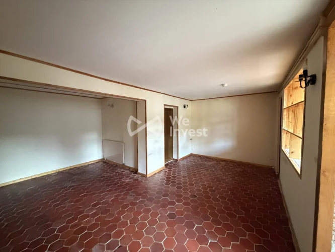 Family House with Garden, Garage and Convertible Outbuilding photo 3