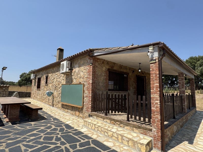 Finca/Country House for sale in San Vicente de Alcántara, Badajoz photo 2