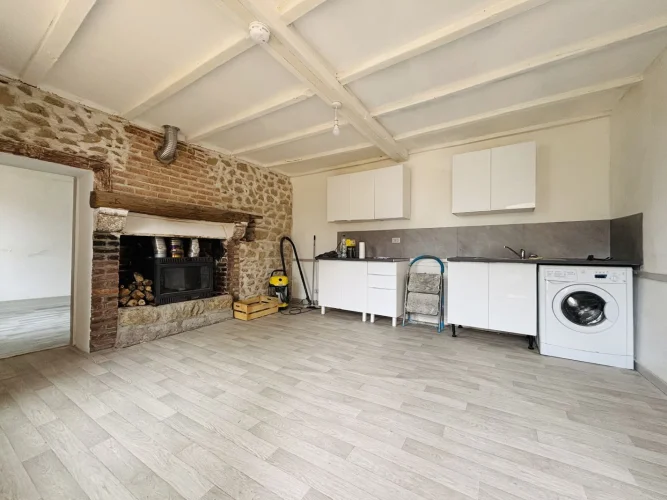 1 Bed House for Sale in Saint-Chabrais photo 2