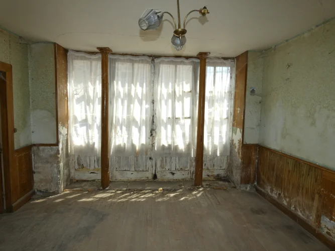 Terraced Village House for Renovation, Mains Drainage, Bread Oven. photo 3