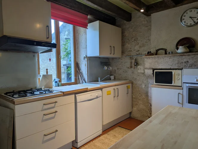 Charming 4-Bedroom Property in the Heart of the Indre (36) photo 4