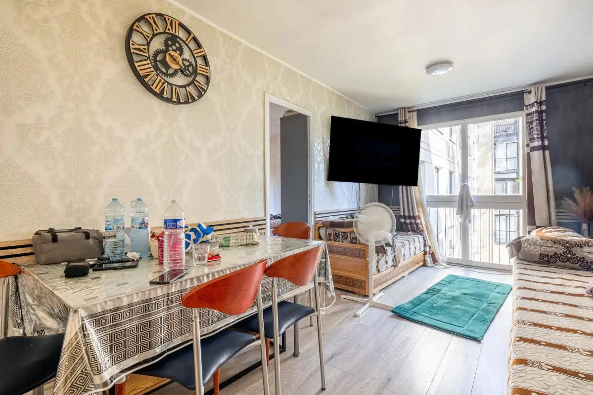 Apartment for sale in Grigny — 3 bedrooms, 66 m² photo 3