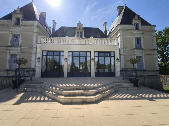 Charming Two-Bedroom Duplex Apartment in a Beautiful Château Estate