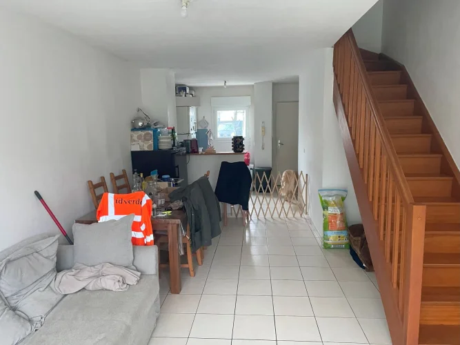 3-Room House with Private Garden for Sale in Blaye photo 4