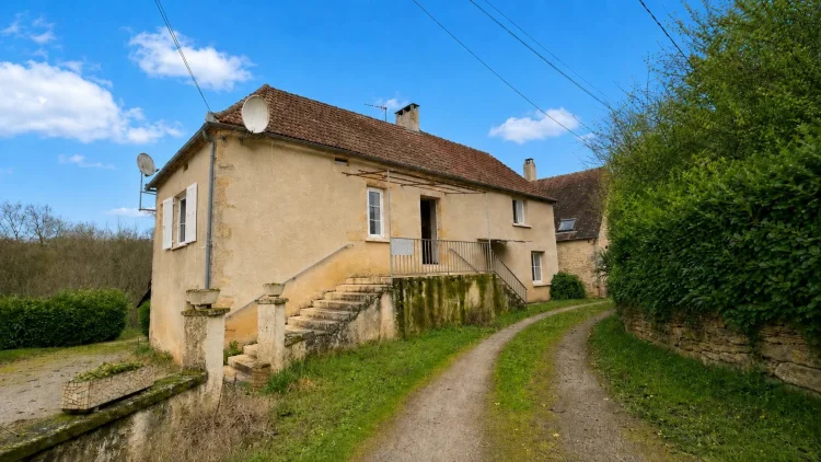 Charming House with 4 Bedrooms in Anglars-Nozac