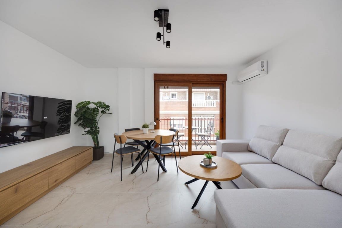 Penthouse for sale in Playa del Acequión, Torrevieja, Alicante photo 4