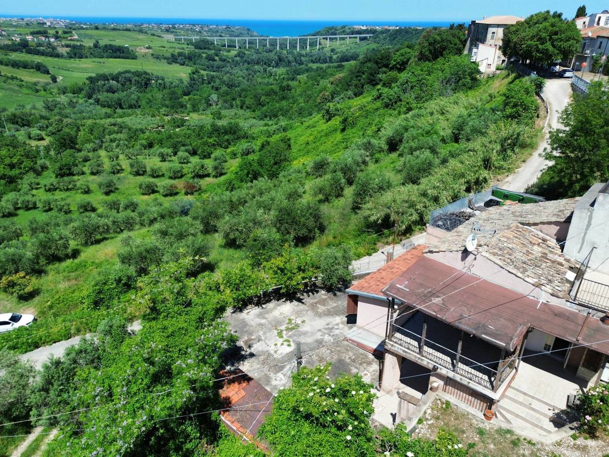 Property in San Vito Chietino photo 5