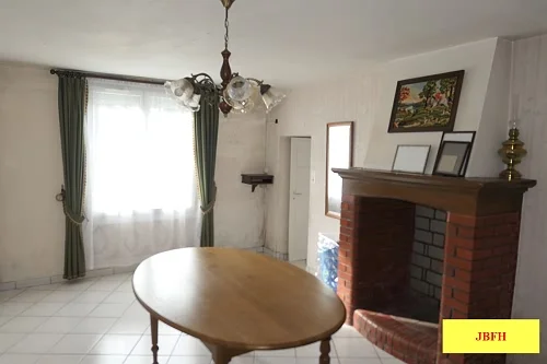 3 Bed Detached House for Sale Near Vengeons photo 4