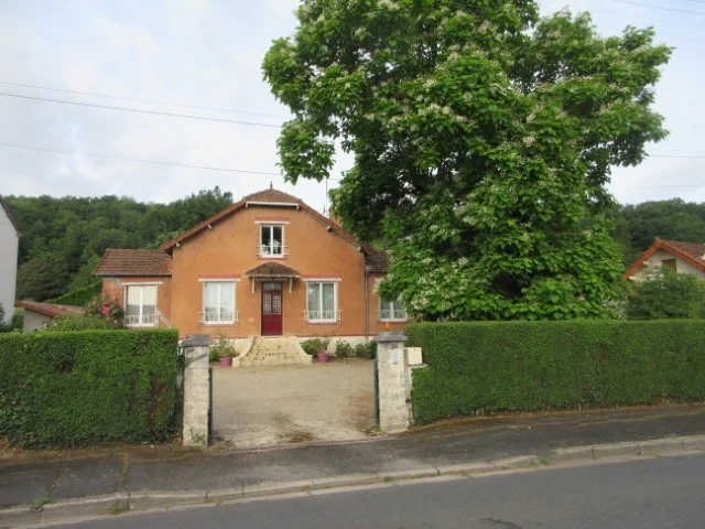 Gorgeous, Fully Renovated 1930s Home!