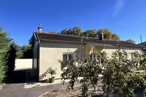 Single-Storey House in the City Centre