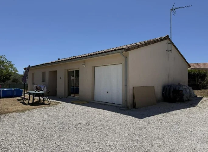 3 Bed House for Sale in Verteuil-Sur-Charente photo 2