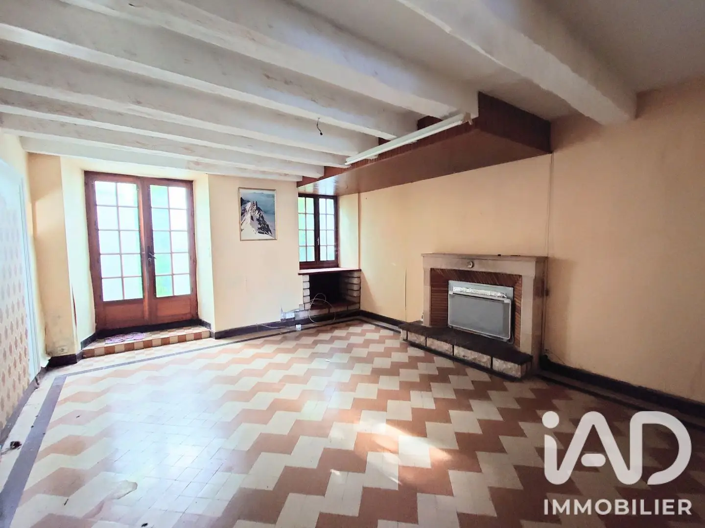 House for sale in Usson-du-Poitou — 4 bedrooms, 177 m² photo 5