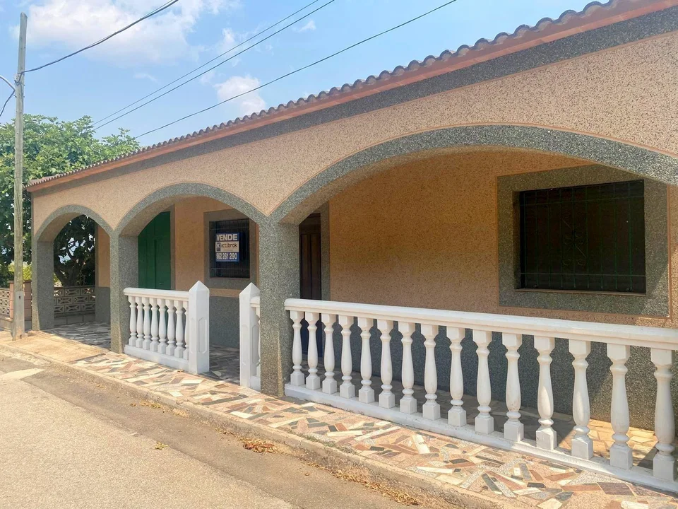 New build villa in La Font De La Figuera, Valencia province
