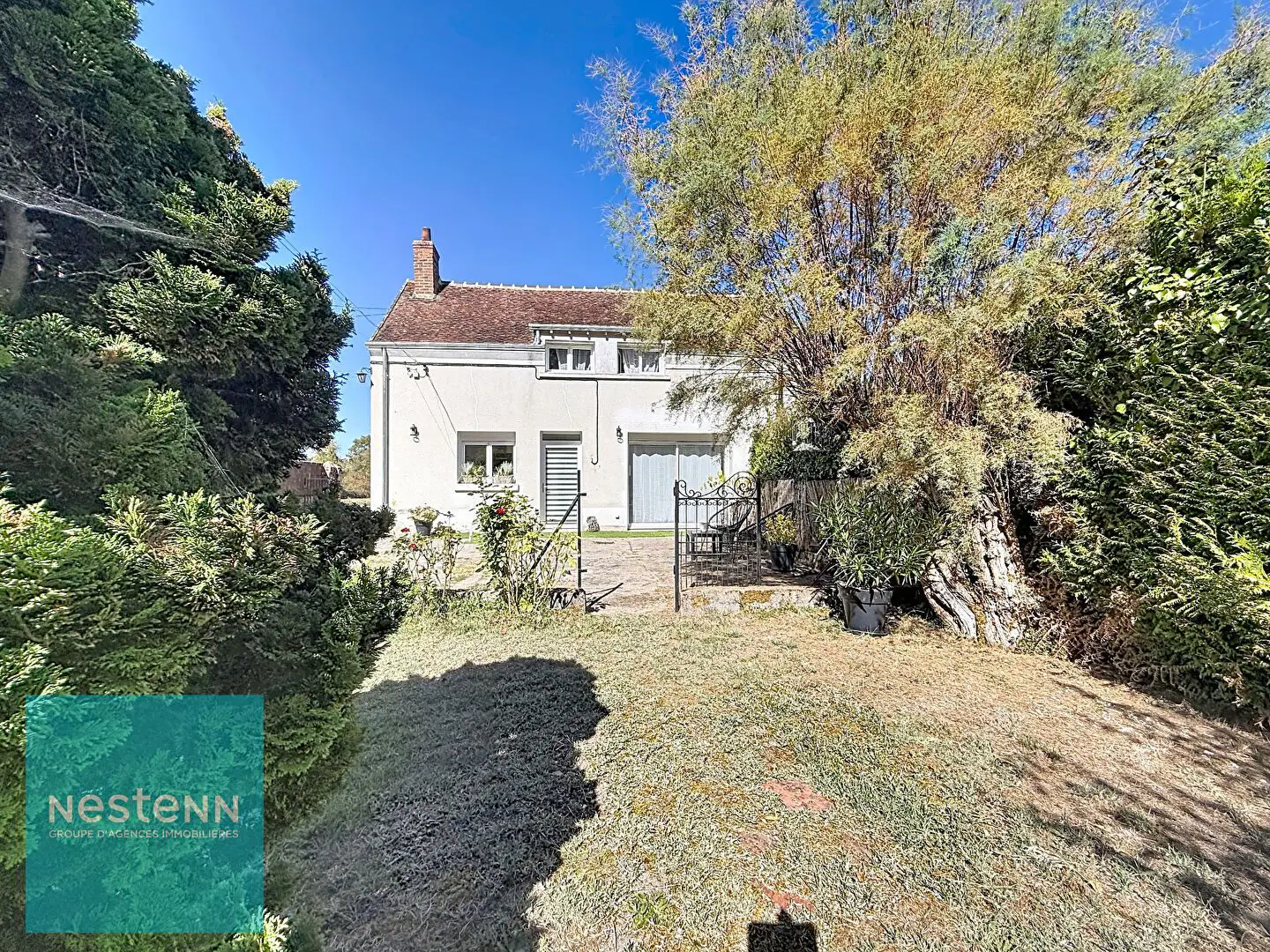 House for sale in Faverolles-sur-Cher — 2 bedrooms, 74 m²