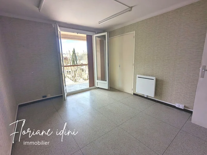 T3 Apartment with Balcony - Le Chardon Bleu Residence photo 4