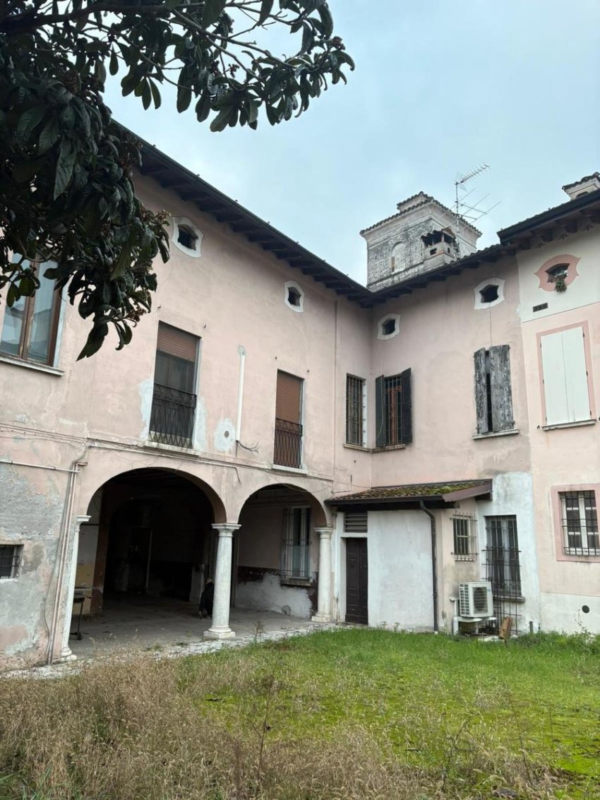 9 bedrooms palace, 895 m² Ghedi, Brescia (province) photo 2