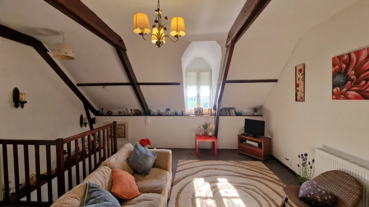Côtes D'armor 3-Bedroom Stone Countryside House with Basement/Workshop, Garden and Grounds. photo 4