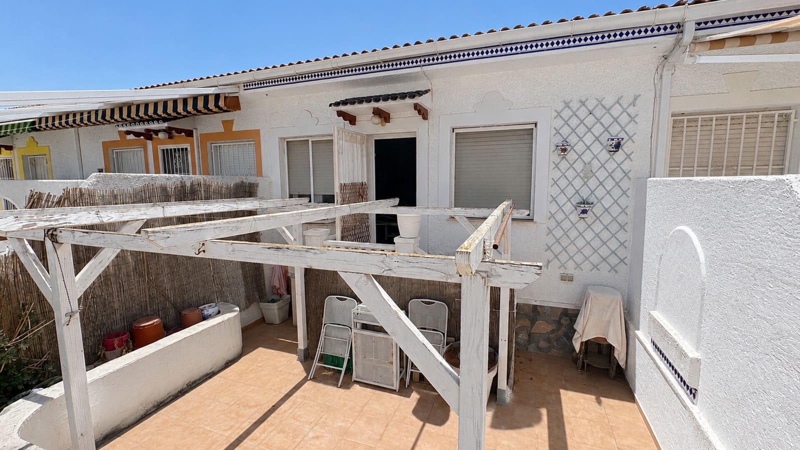 Bungalow for sale in Pueblo Bravo, Rojales, Alicante