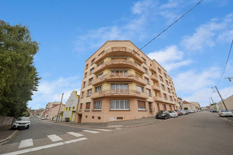 Superb 7-Room Apartment in Montceau-Les-Mines, 166.58 m²
