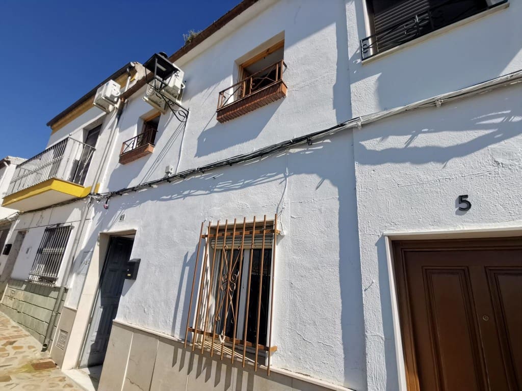 Townhouse for sale in Martos, Jaén