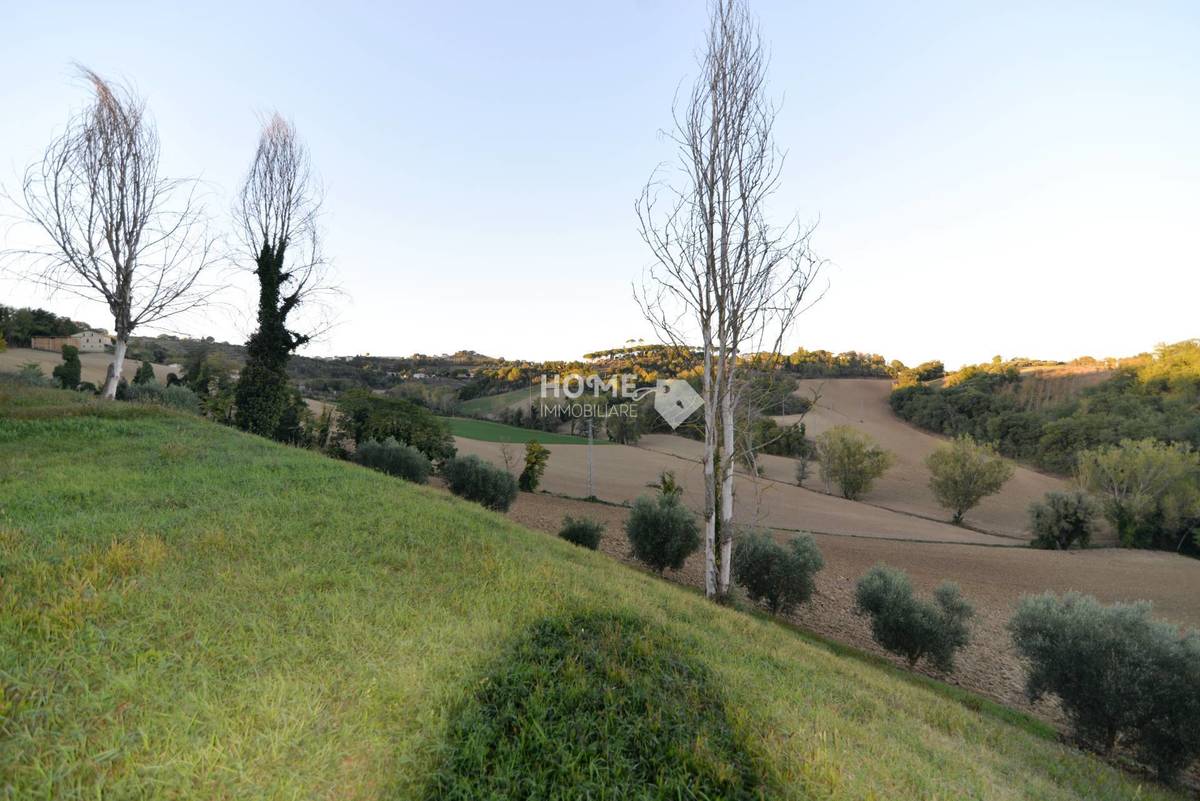 4 bedrooms country house, 280 m² Mogliano, Macerata (province) photo 4