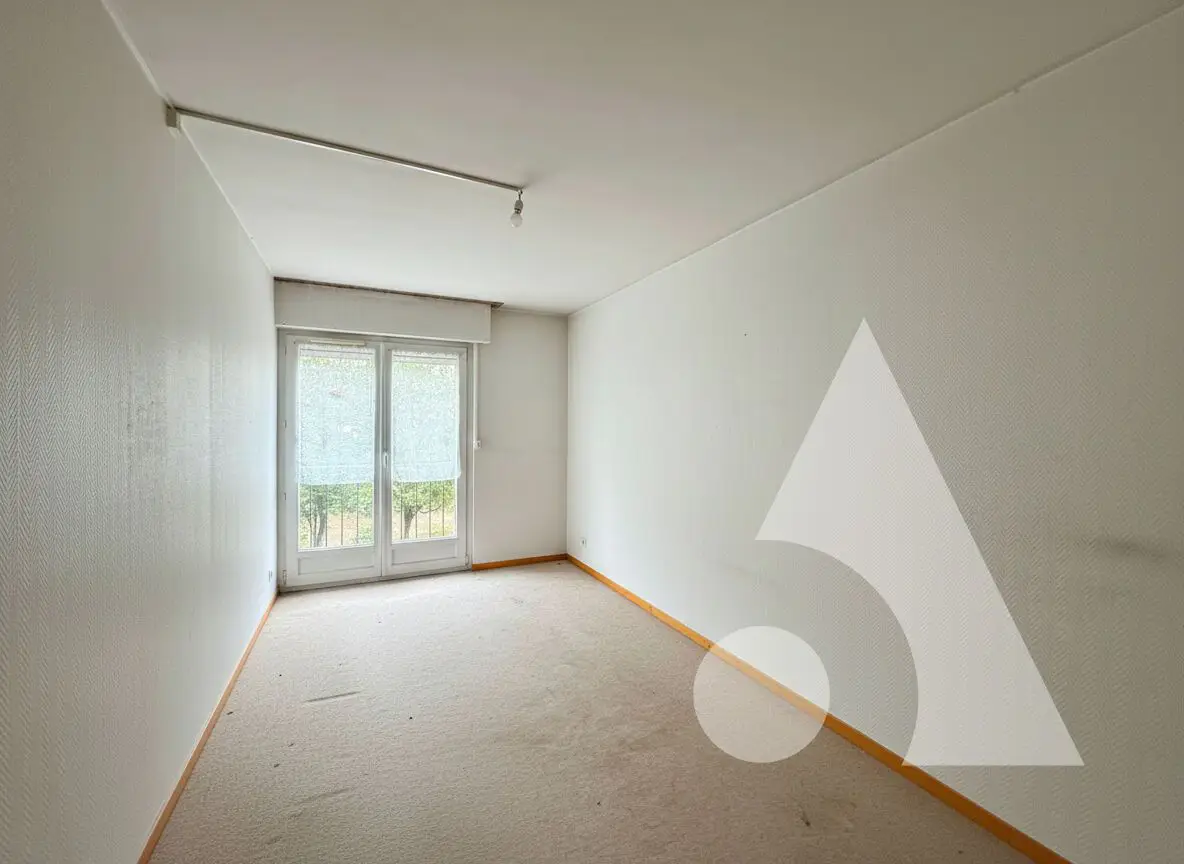 Apartment for sale in Troyes — 2 bedrooms, 66 m² photo 5