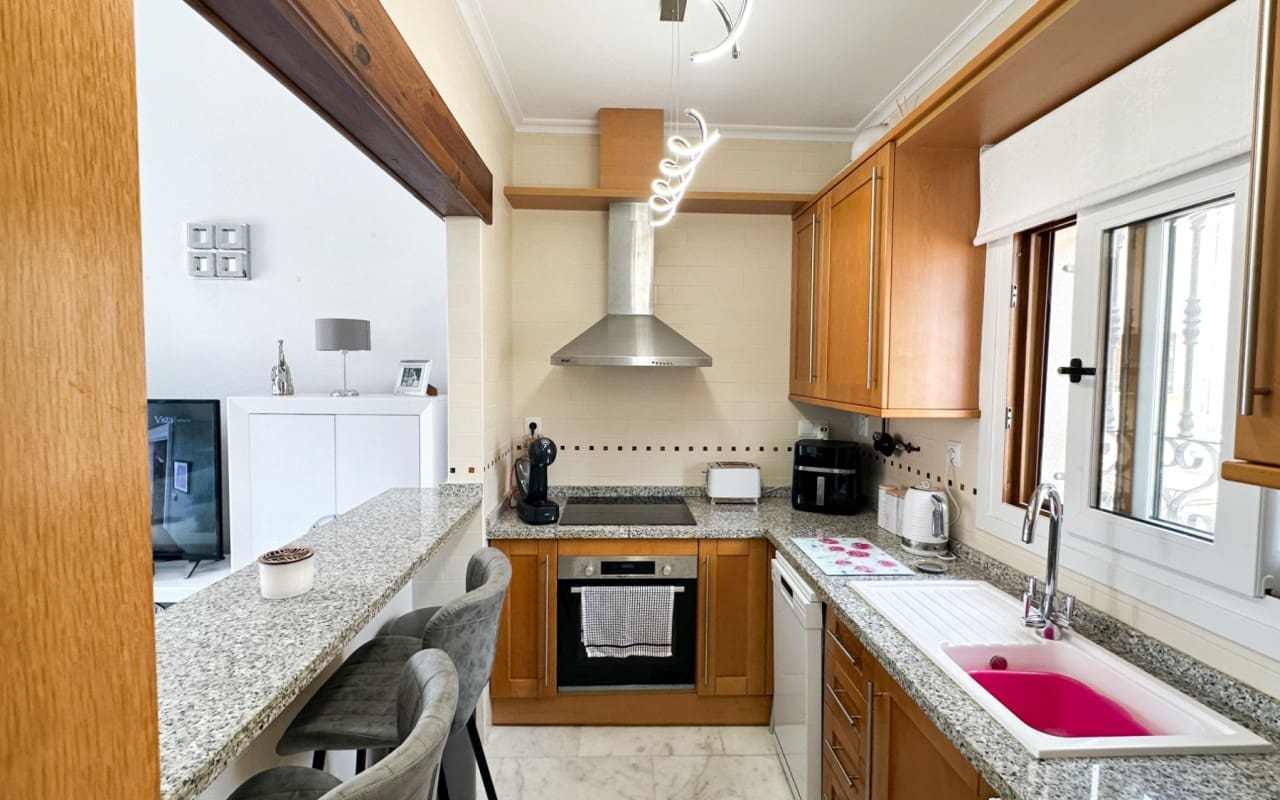 Townhouse for sale in Algorfa, Alicante photo 3